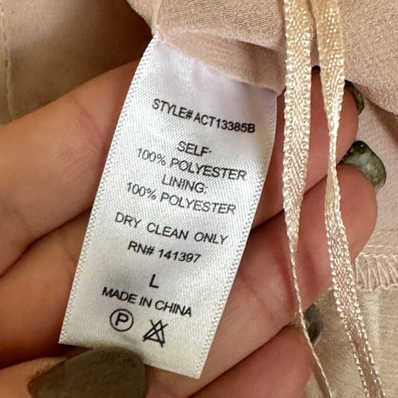 Astr Dusty Pink April Eyelet Ruffle Cold Shoulder Wrap Blouse Sz Large - Picture 9 of 16